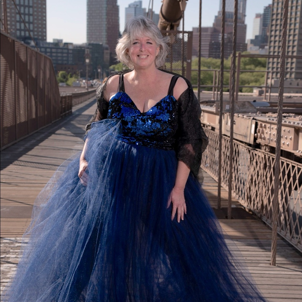 Meet your Posher, Dawn